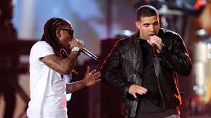 Lil Wayne Leaves Stage & Drake Stays On Stage Longer!!!